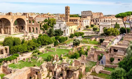 20210310111957-fori-imperiali-roma-shutterstock-1686850459